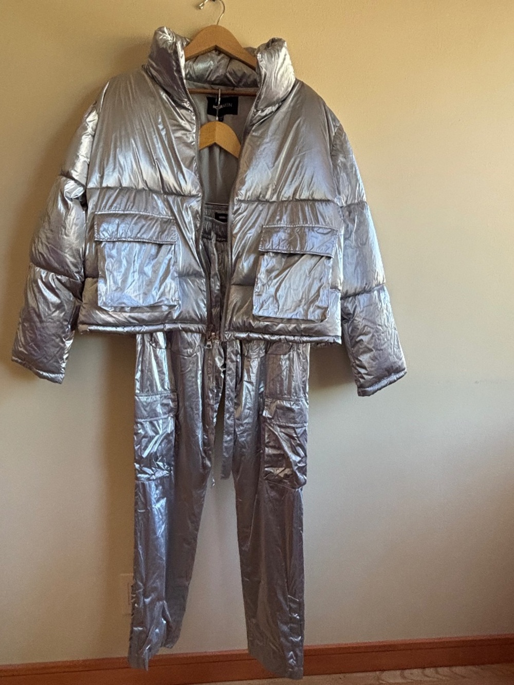 Puffy jacket and matching pants, NEW